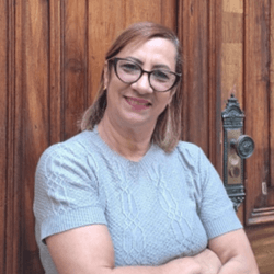 Rosângela Cabral